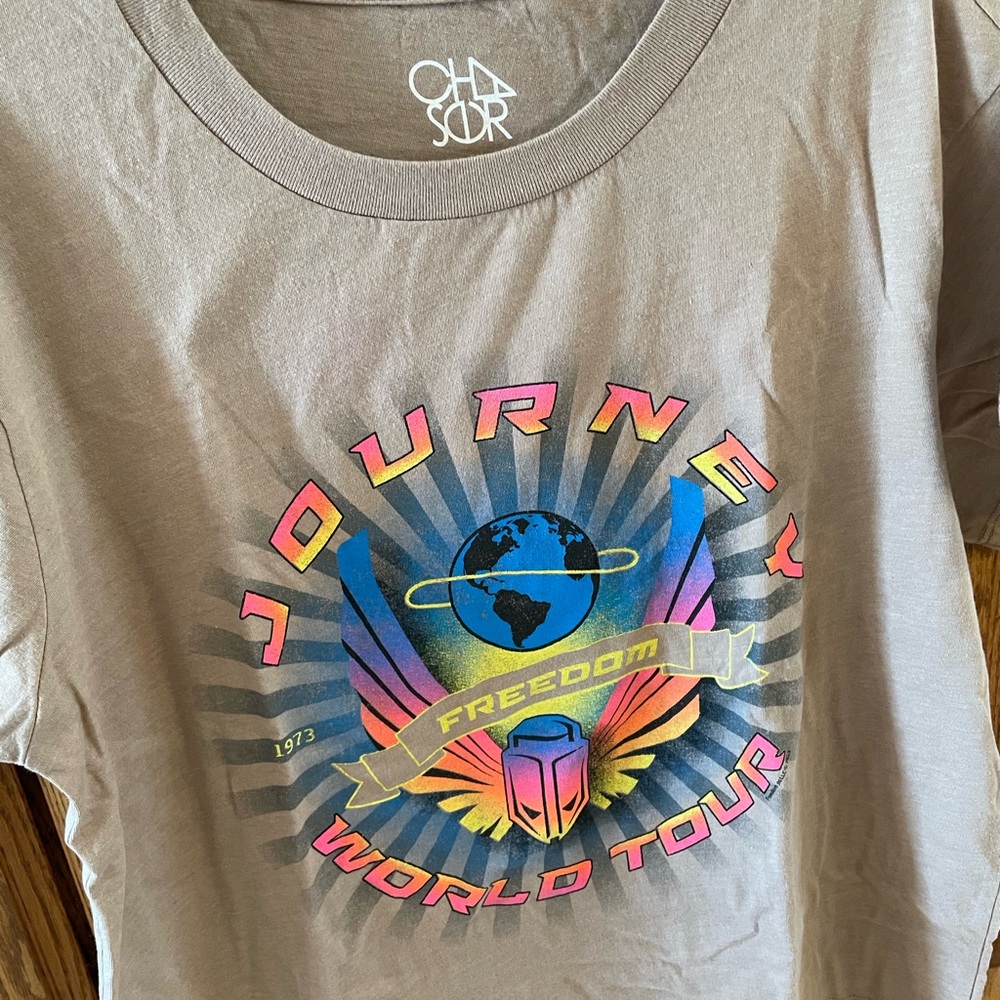 Chaser Tan Graphic Tee - Journey World Tour